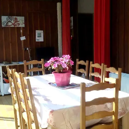 En Pleine Nature à Avec Piscine Privée Villa Escource