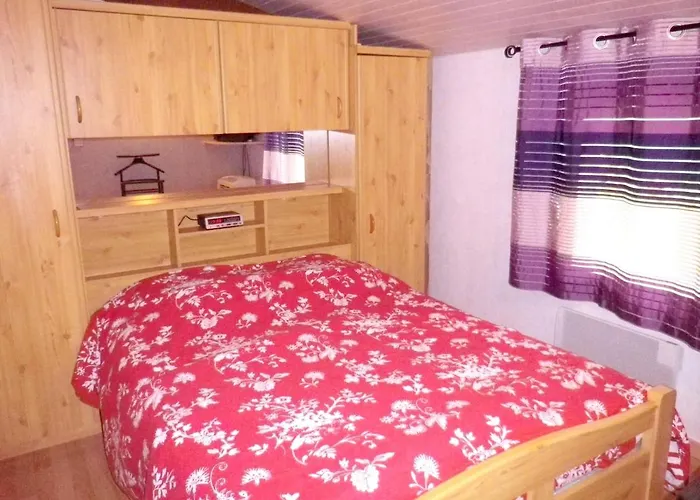 En Pleine Nature A Avec Piscine Privee ヴィラ Escource