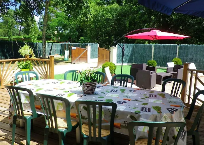 ヴィラ En Pleine Nature A Avec Piscine Privee Escource